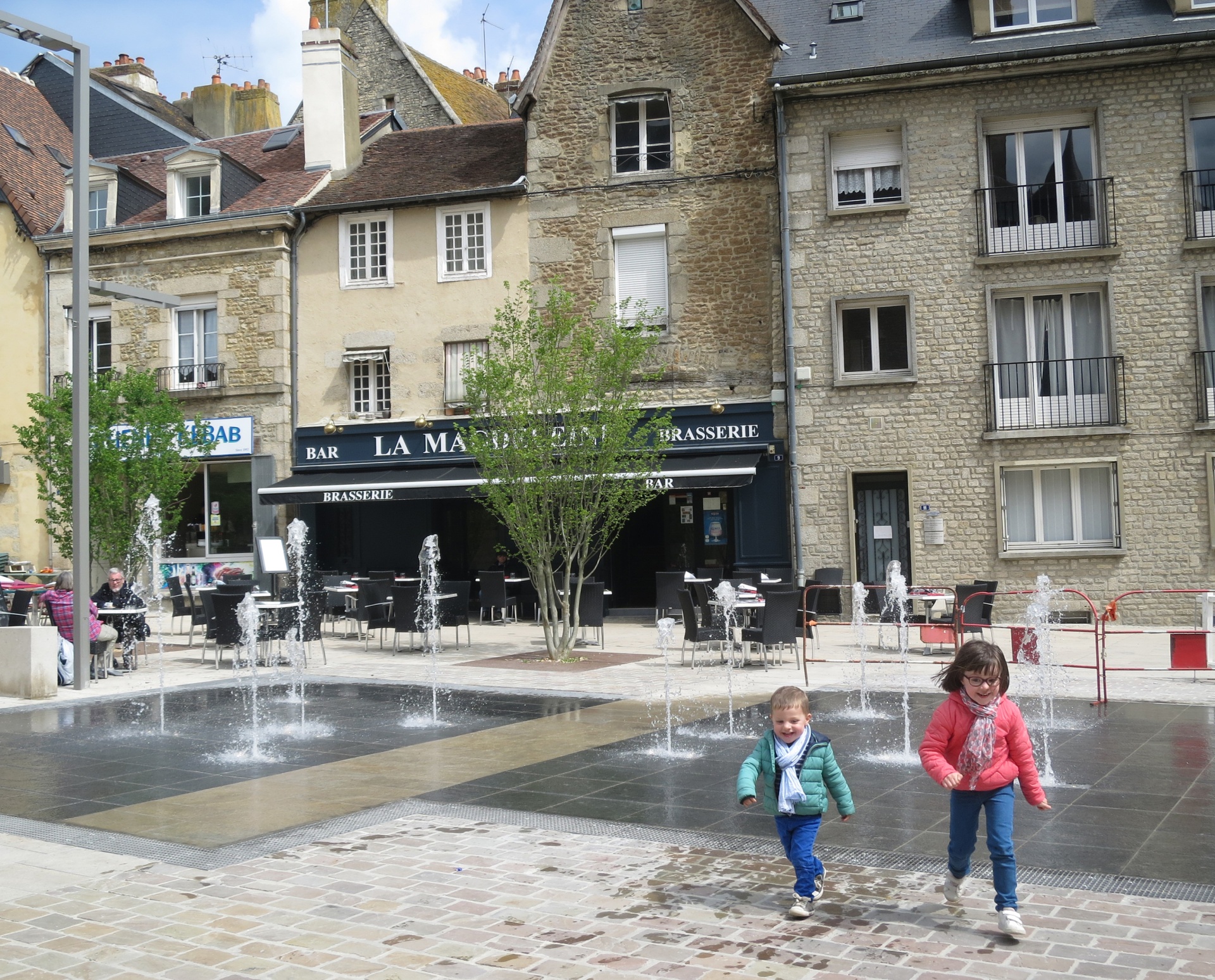 PLACE DE LA MAGDELEINE