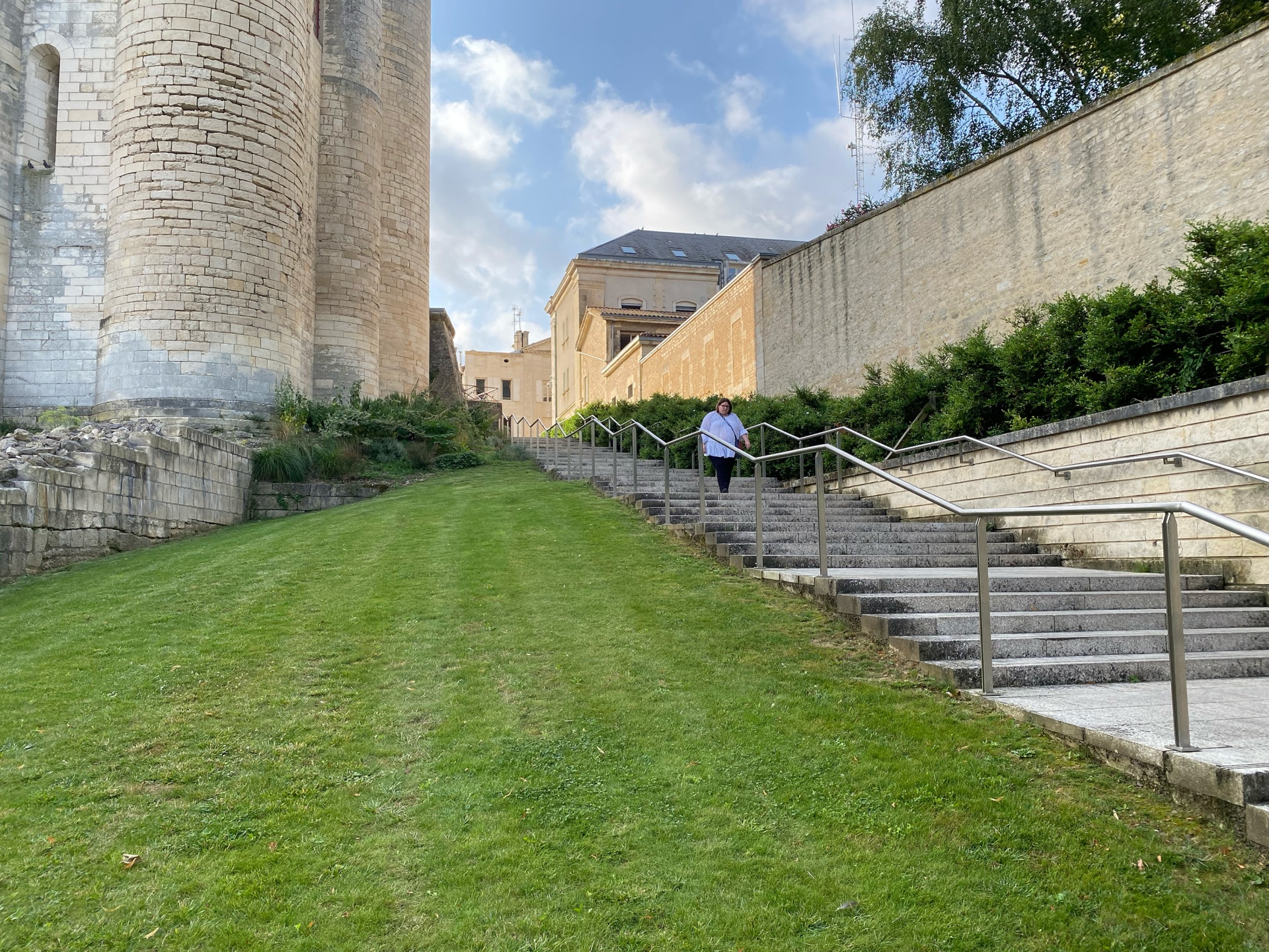 PLACE DU DONJON